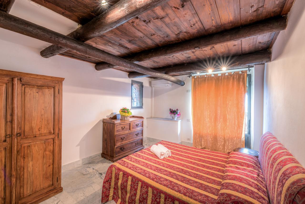 Ippotur Medieval Resort Castelnuovo di Magra Exterior foto